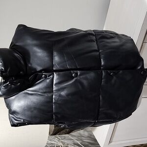 Zara Gilet Size XXL Faux Leather Zip
